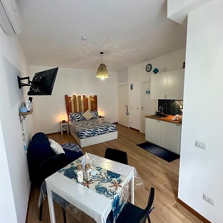 Due Mari Milano Apartment Zona Portello-Fiera Free Wi-Fi المظهر الخارجي الصورة